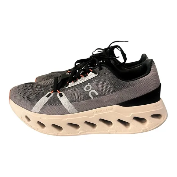 Cloudeclipse Max-Cushioned Running Sneakers Fade Sand Size Men’s Size 11.5 EU 46