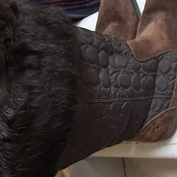 Coach brown suede and fur boots sz 10 M Style Talen