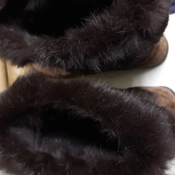 Coach brown suede and fur boots sz 10 M Style Talen
