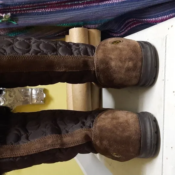 Coach brown suede and fur boots sz 10 M Style Talen