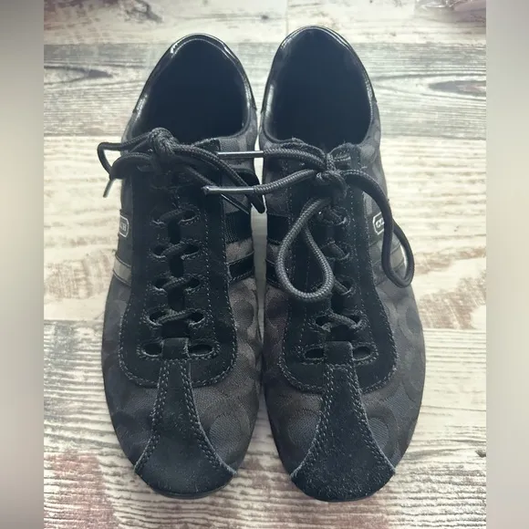 Coach Kathleen Black Signature Sneakers – Size 8 (Y2K Vintage)