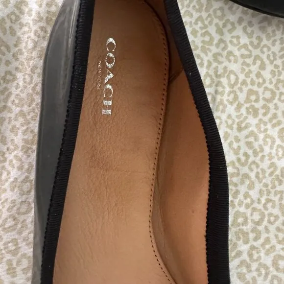 Coach NWOT Lara black patent leather ballet flats with bow