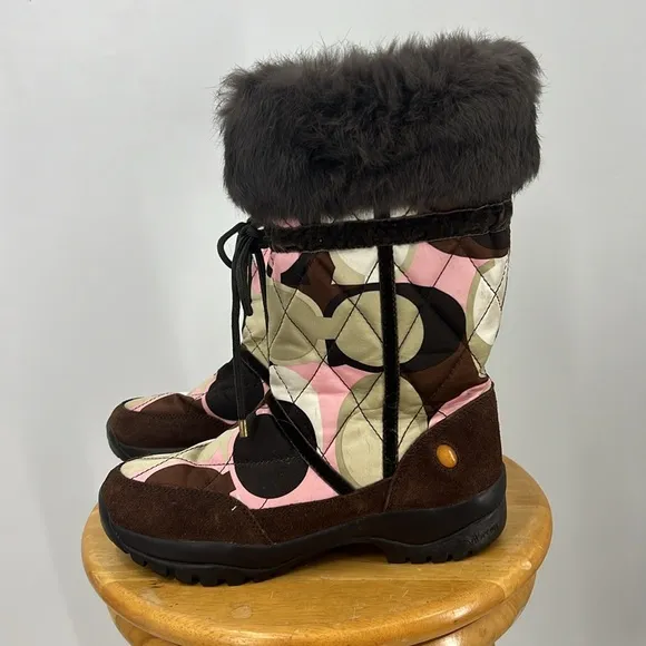 Coach - Sasha Quilted Signature C's Fur Trimmed Vibram Sole Winter Boots 9