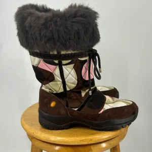 Coach - Sasha Quilted Signature C's Fur Trimmed Vibram Sole Winter Boots 9