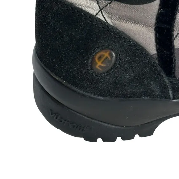 Coach Sasha Quilted Signature C's Fur Trimmed Winter Boots Size 5.5 M P694 Black