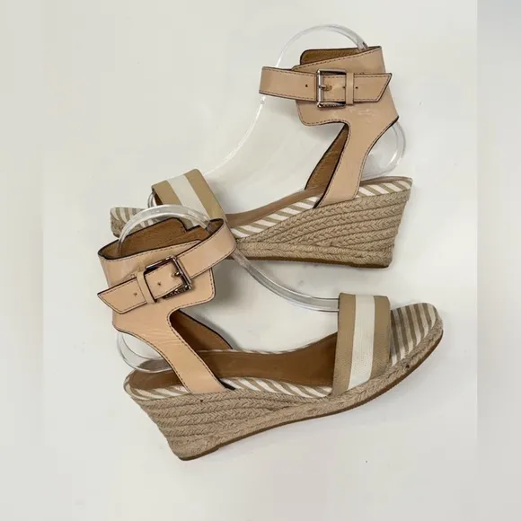 COACH Tan and white stripe HELEN rattan wedge espadrilles size 7.