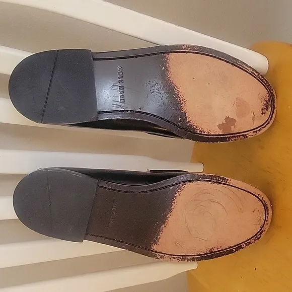 Cole Haan Leather Brown Tassel Loafers with size 10D style #03506- 1