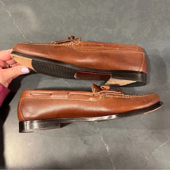 Cole Haan men’s 10 brown leather tassel loafers