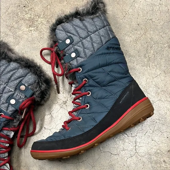 Columbia Blue and Red Winter Rain Boots with Quilted Design