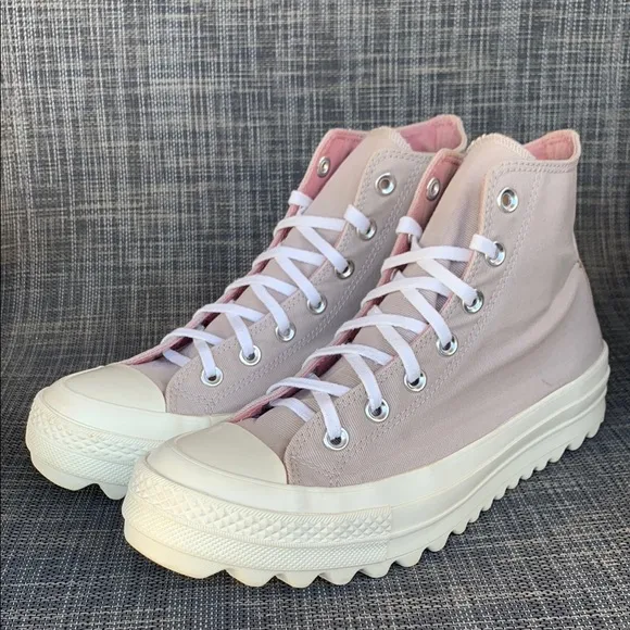 Converse Chuck Taylor All Star Lugged Boot Platform High-Top Sneakers 9.5