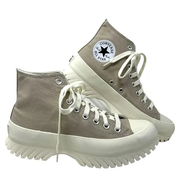 Converse Chuck Taylor Lugged 2.0 Beige Canvas Platform Hi Sneakers Women A05098C