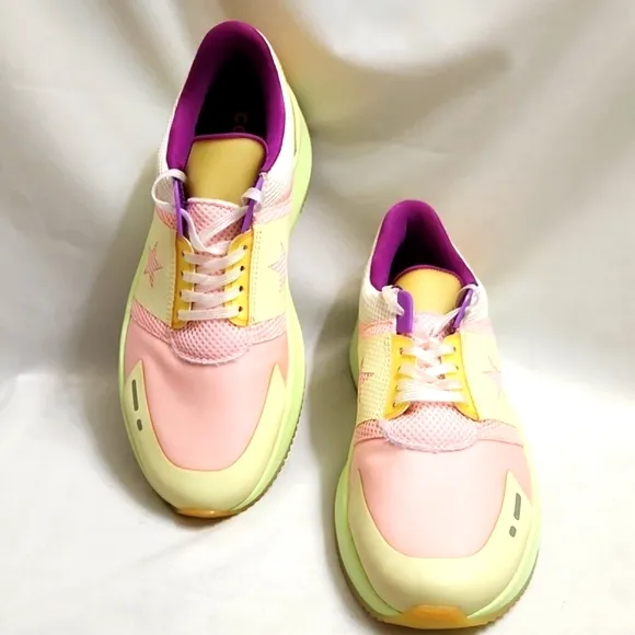 Converse Run Star Ox sneakers (Unisex m size 6.5, w size 8)