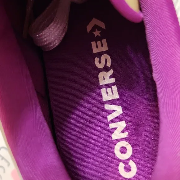 Converse Run Star Ox sneakers (Unisex m size 6.5, w size 8)