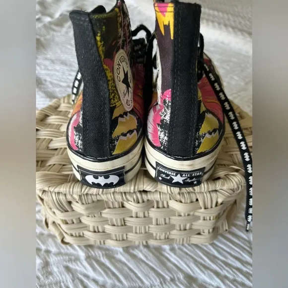 CONVERSE x BATMAN x CHUCK TAYLOR ALL STAR SNEAKERS Unisex Women’s 7 Men’s 5