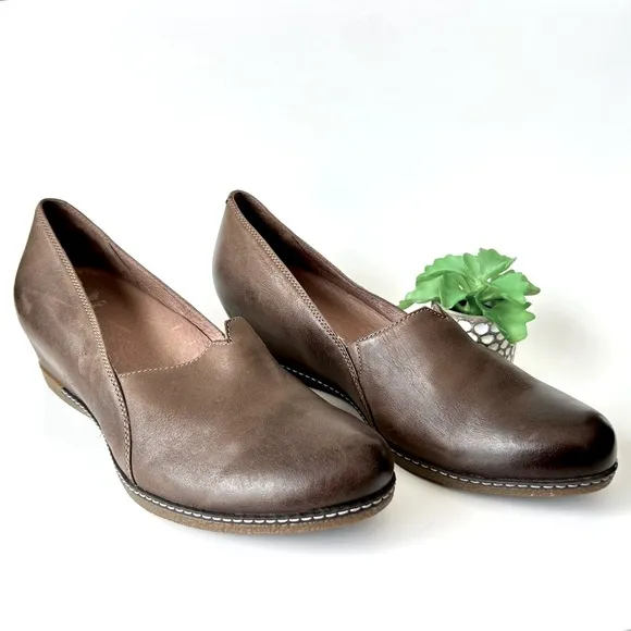 Dansko Liliana Black Burnished Leather WedgeLoafers Size 42 / 12