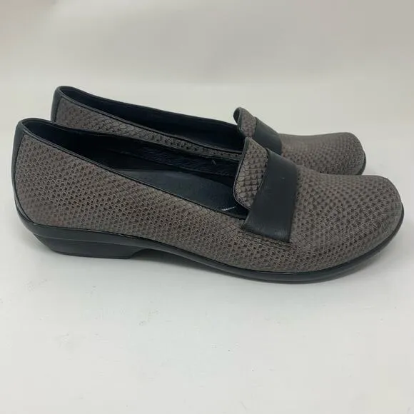 Dansko Loafers Women's Gray Snakeskin Leather Flat Comfort Shoes Size 9
