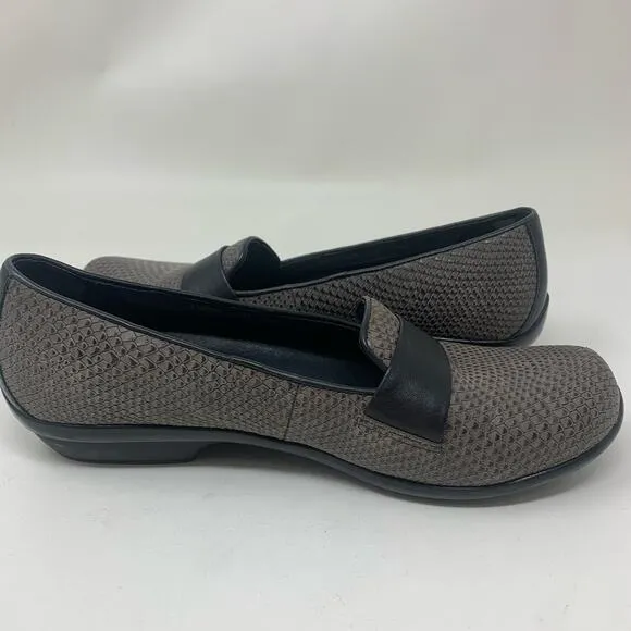 Dansko Loafers Women's Gray Snakeskin Leather Flat Comfort Shoes Size 9