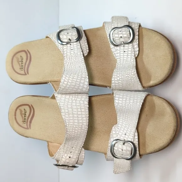 Dansko Sophie slip-on slides sandals womans size 9.5-10.  EU 40