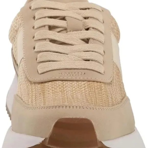 Dolce Vita Bettie Sneaker NEW 8 1/2