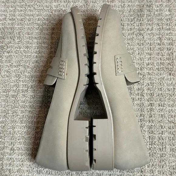 DOLCE VITA CARLEY VEGAN LEATHER LUG SOLE PENNY LOAFER IN CRISP **NWT**