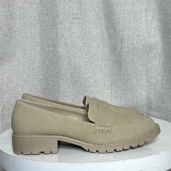 DOLCE VITA CARLEY VEGAN LEATHER LUG SOLE PENNY LOAFER IN CRISP **NWT**