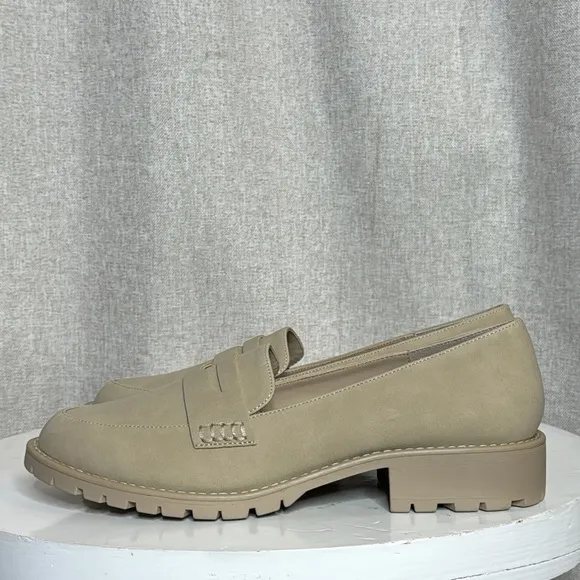 DOLCE VITA CARLEY VEGAN LEATHER LUG SOLE PENNY LOAFER IN CRISP **NWT**