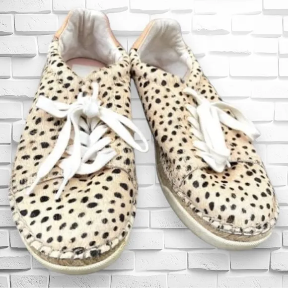 Dolce Vita Size 8.5 Women’s Madox Calf Hair Leopard-Print Sneakers •Low Top EGUC