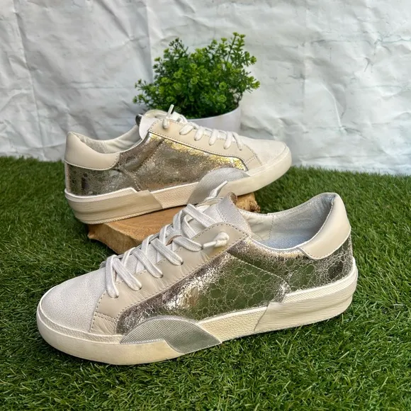 Dolce vita Zina Sneakers Chrome DistressedLeather 7.5 gently used