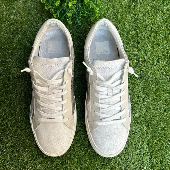 Dolce vita Zina Sneakers Chrome DistressedLeather 7.5 gently used