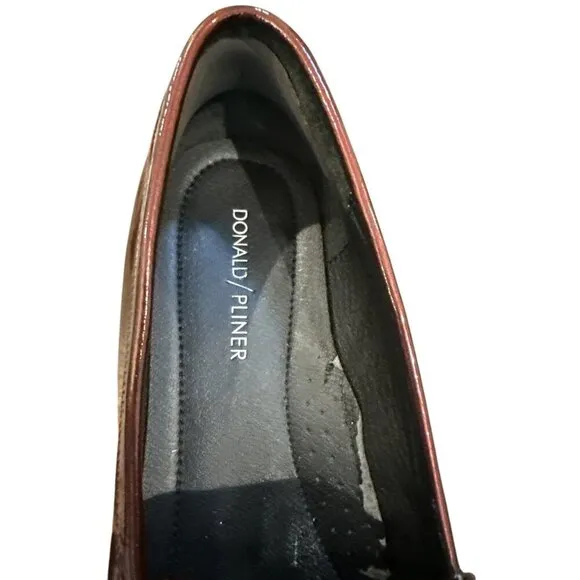 Donald Pliner Womens Burgundy Patent Leather Loafers Size 9, Pre-Owned Good Con
