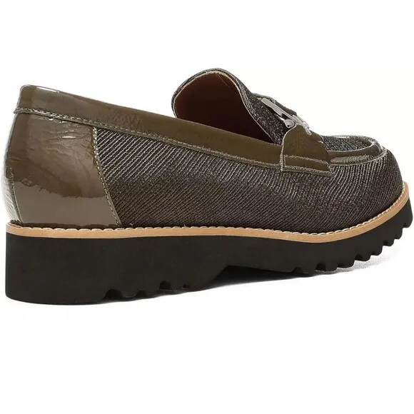 Donald Pliner Women's Size 7 Green Clio Loafers, Slip-On Shoes, Comfortable