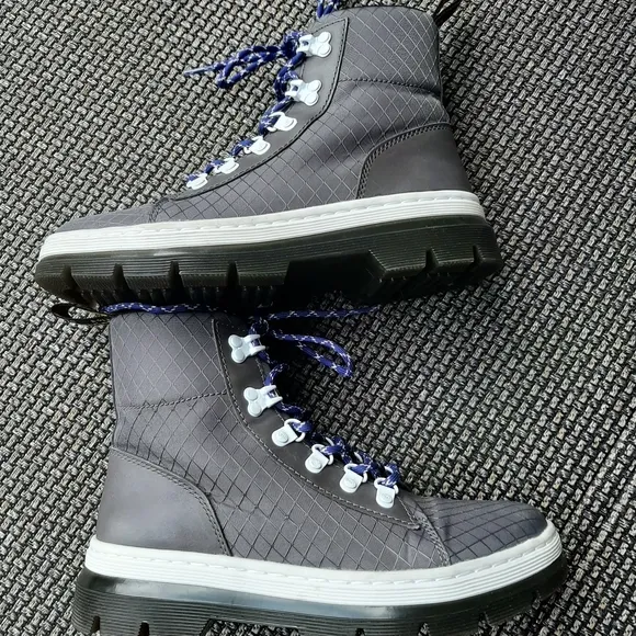 Dr. Martens combat boots size 8 NEW