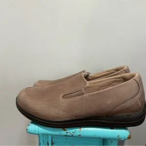 Drew Slip On Violet Loafers Comfort Shoe Tan Brown Size 11.5