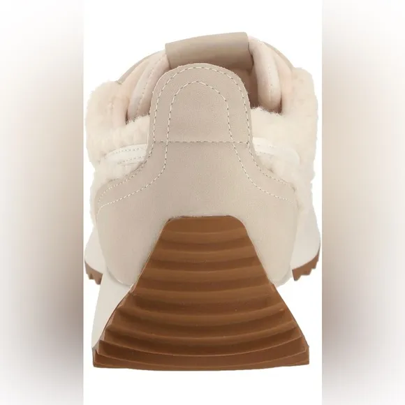 DV by Dolce Vita Bynx Sherpa Fuzzy Ecru Platform Sneaker White Cream Ivory 6.5