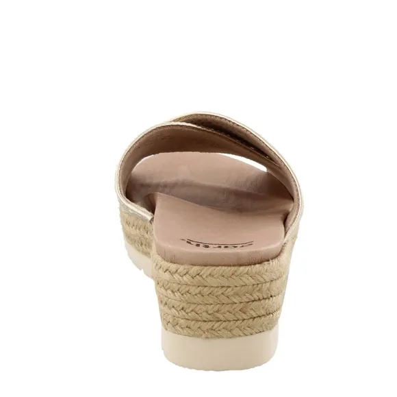👣EARTH Madena Marigold Slides gold footwear
