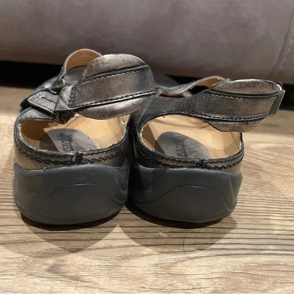 Earth Silver Gray Flats with Adjustable Strap and Cut-Out Design