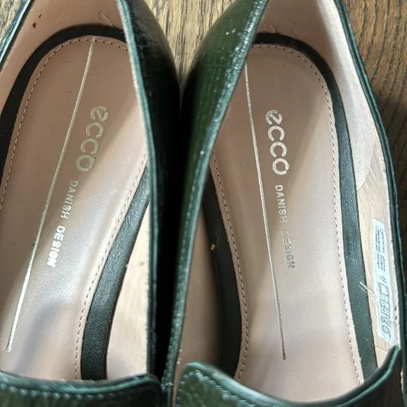 Ecco Green Leather Slip-On Loafers