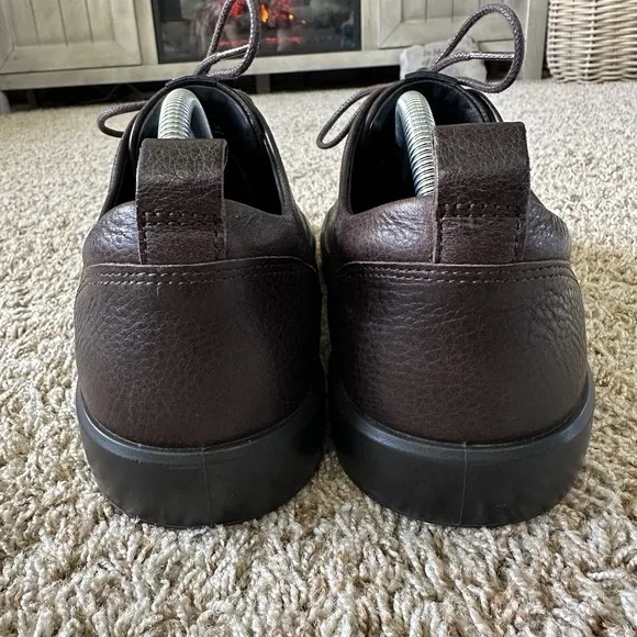 ECCO Men's Size 10-10.5 Danish Design Soft Leather Brown Fashion Sneakers Low