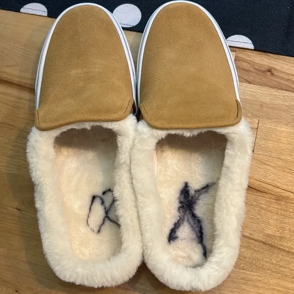 Eddie Bauer NWOT Women's Storm Slide Sz 9