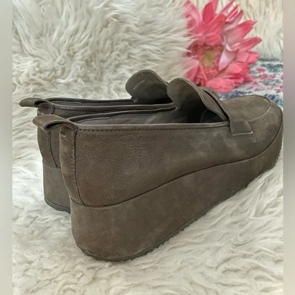 EILEEN FISHER PLATFORM LOAFERS Nubuck Leather Slate SIZE 9