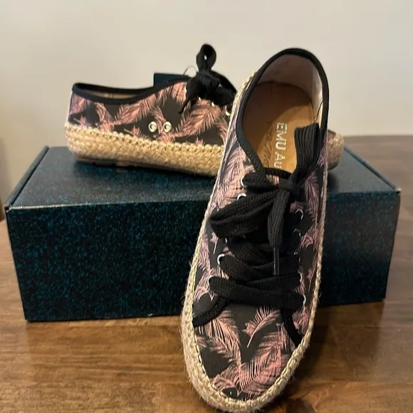 Emu Agonis Espadrille sneaker, NWB, Rose Pink Palm