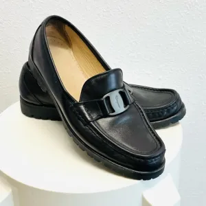 Ferragamo Black Leather Lug Sole Shies Loafers