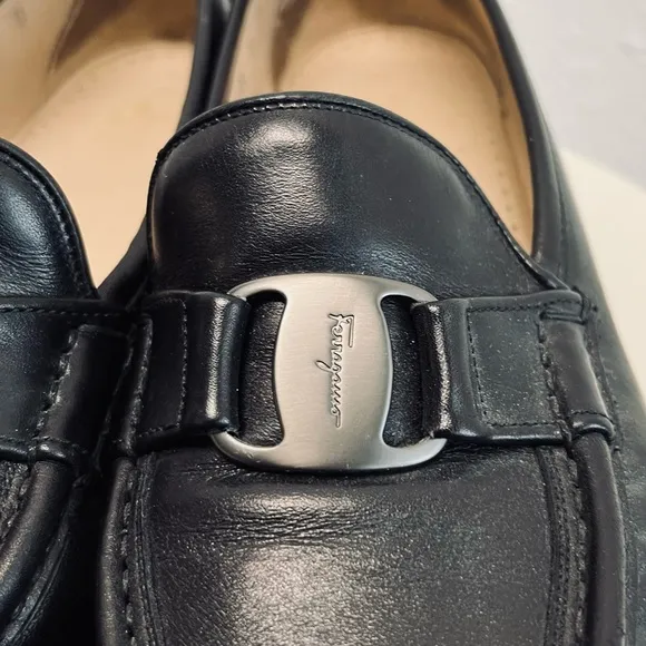 Ferragamo Black Leather Lug Sole Shies Loafers