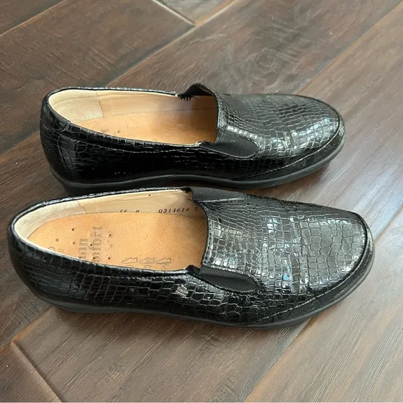 Finn Comfort Made in Germany men’s loafers 👞 size 8