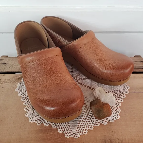 🌿FLASH🌟SALE🌿Dansko Pro Honey Clogs Burnished Distressed Leather Boho 10.5-11