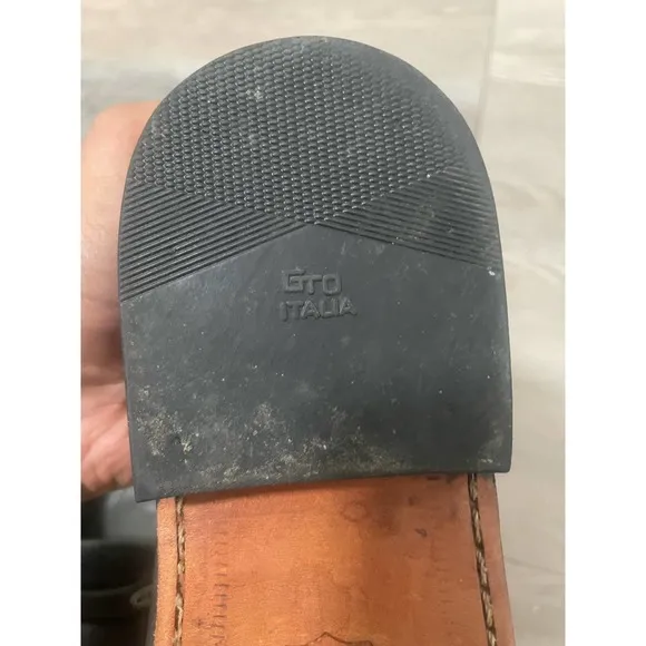 Florsheim - Pinch Loafers / Classic logo emblem / size 9.5 D / Black