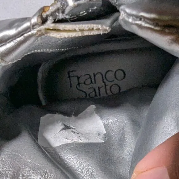 Franco Sarto Bucana Silver Metallic Quilted Puffer Lug Sole Toggle Boots Sz 8.5