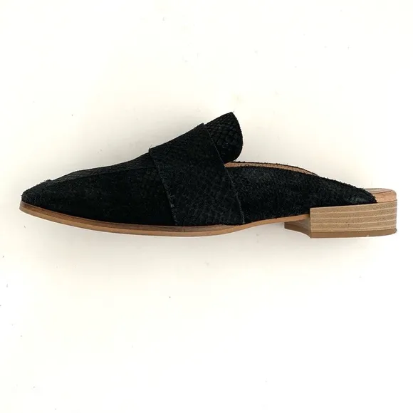Free People Black Suede Snake Skin Pattern Loafers Mule 8 Preppy Boho Academia