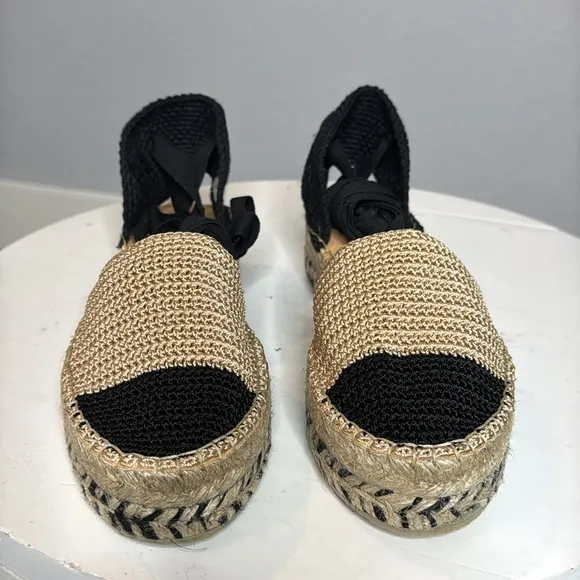 FREE PEOPLE ISLAND TIME BLACK AND TAN ANKLE WRAP CROCHET ESPADRILLES **NIB**