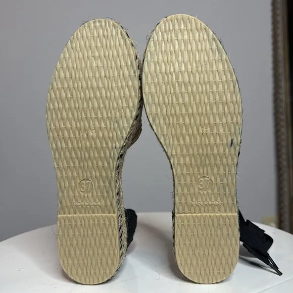 FREE PEOPLE ISLAND TIME BLACK AND TAN ANKLE WRAP CROCHET ESPADRILLES **NIB**